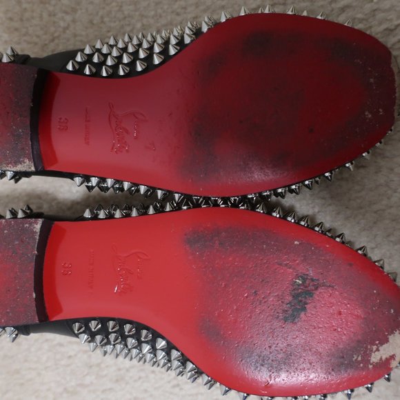 **HOST PICK** CHRISTIAN LOUBOUTIN FREDDY SPIKES BLACK FLATS SIZE 36 RRP $1495 - Picture 5 of 7